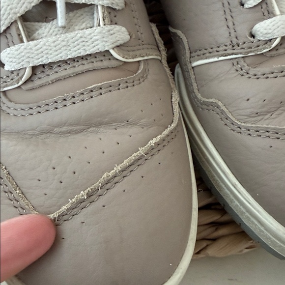 New Balance 550 Lunar New Year - Driftwood size 8.5 - Picture 12 of 12